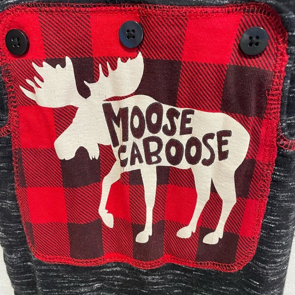 Lazy One Black and Red Kids 4T Moose Caboose pajamas - Picture 5 of 6